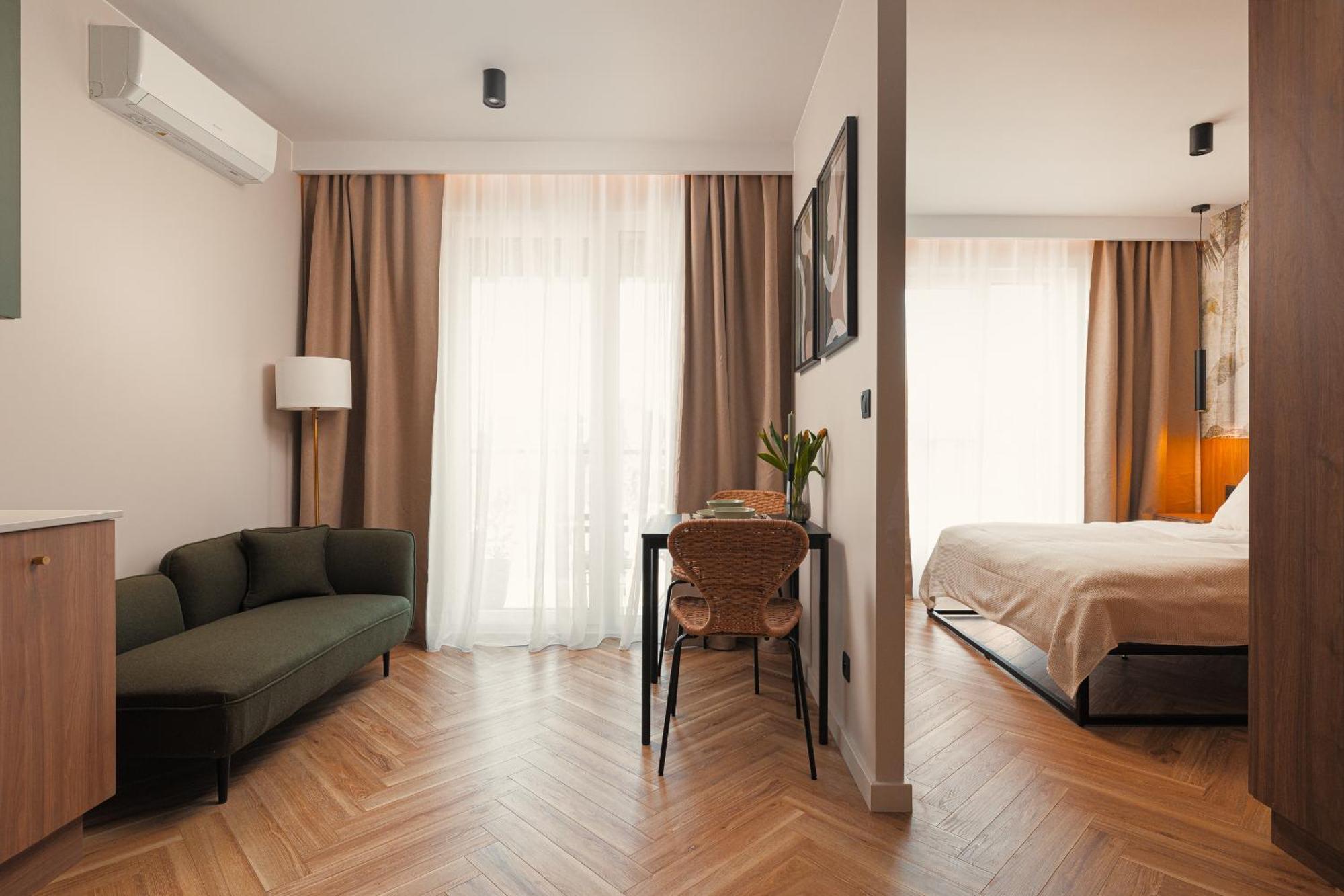 Legnicka Apartment *